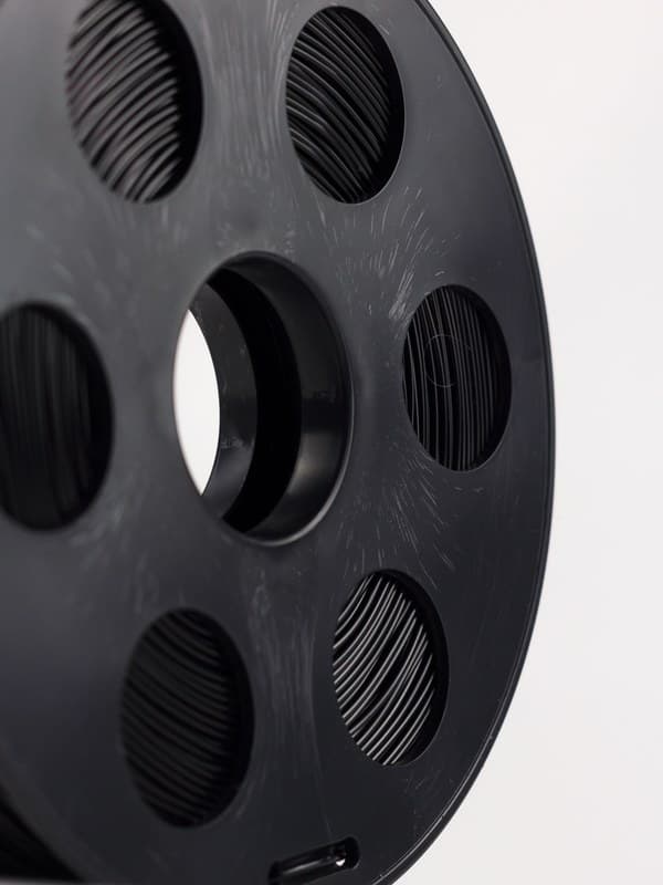 Черный BFGummy пластик Bestfilament для 3D-принтеров 0,5 кг (1,75 мм)
