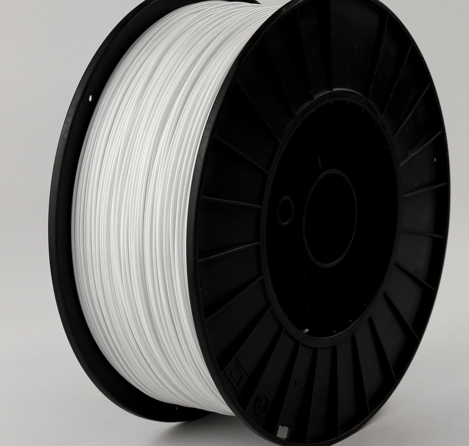 Белый PETG пластик Bestfilament для 3D-принтеров 2,5 кг (1,75 мм)