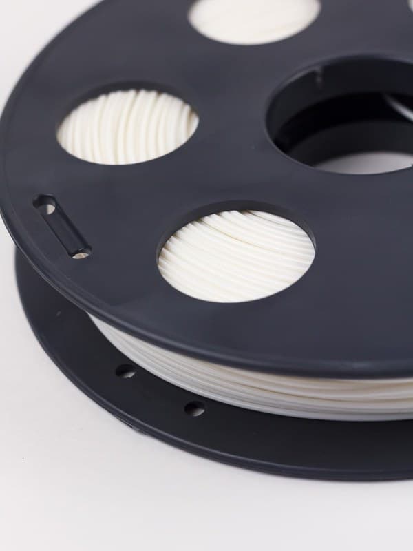 Белый PLA пластик Bestfilament для 3D-принтеров 0,5 кг (1,75 мм)